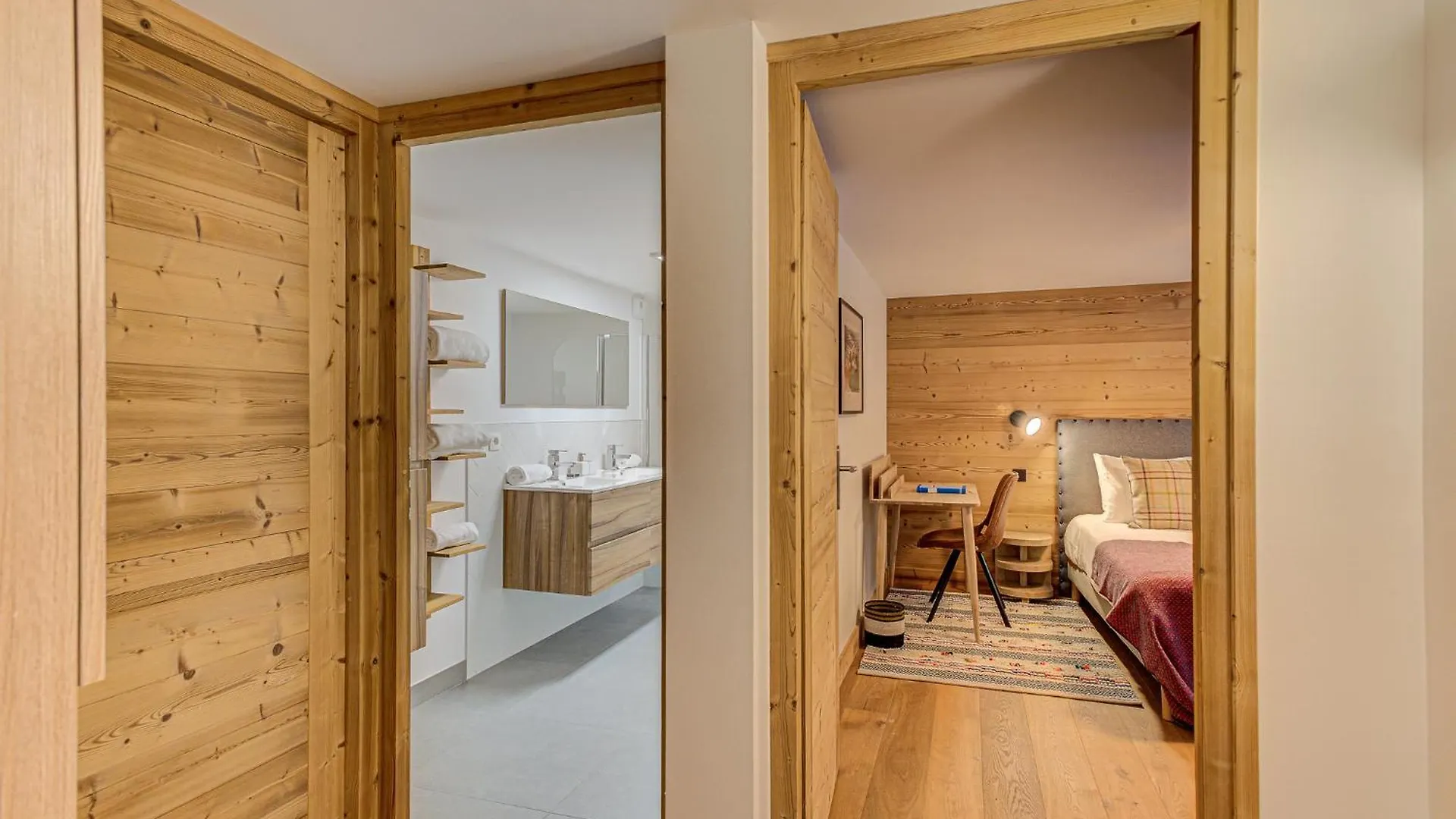Chalet Arve - Alpes Travel - Chamonix - Sleeps 10 France