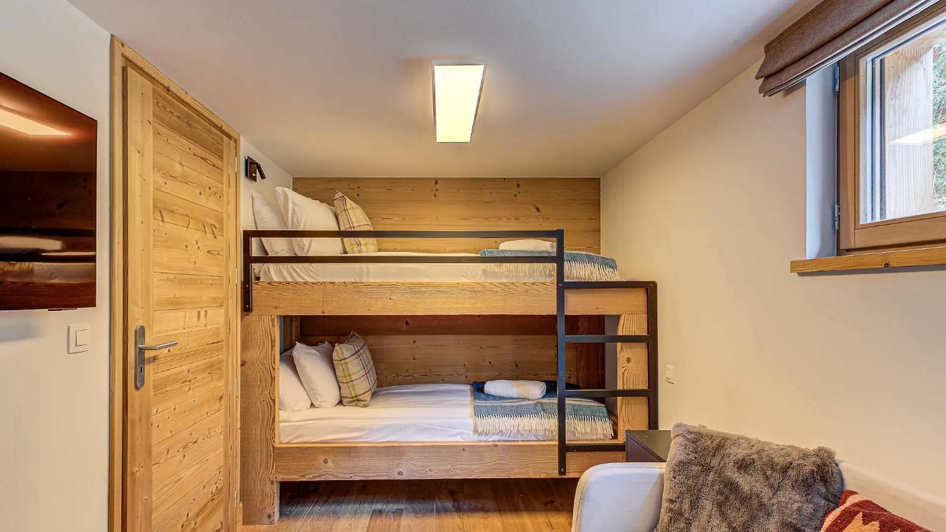 Chalet Arve - Alpes Travel - Chamonix - Sleeps 10